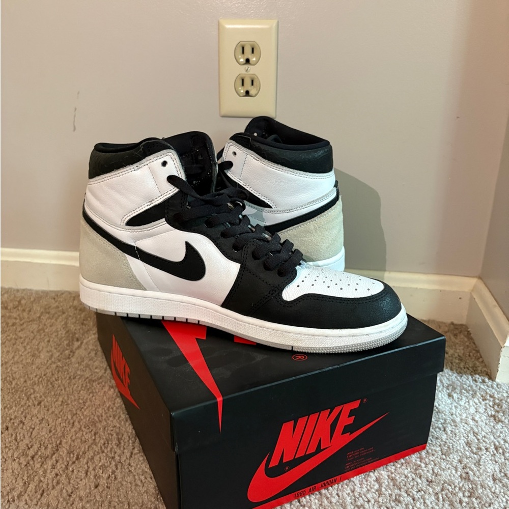 Nike Men's Black and White Sneakers